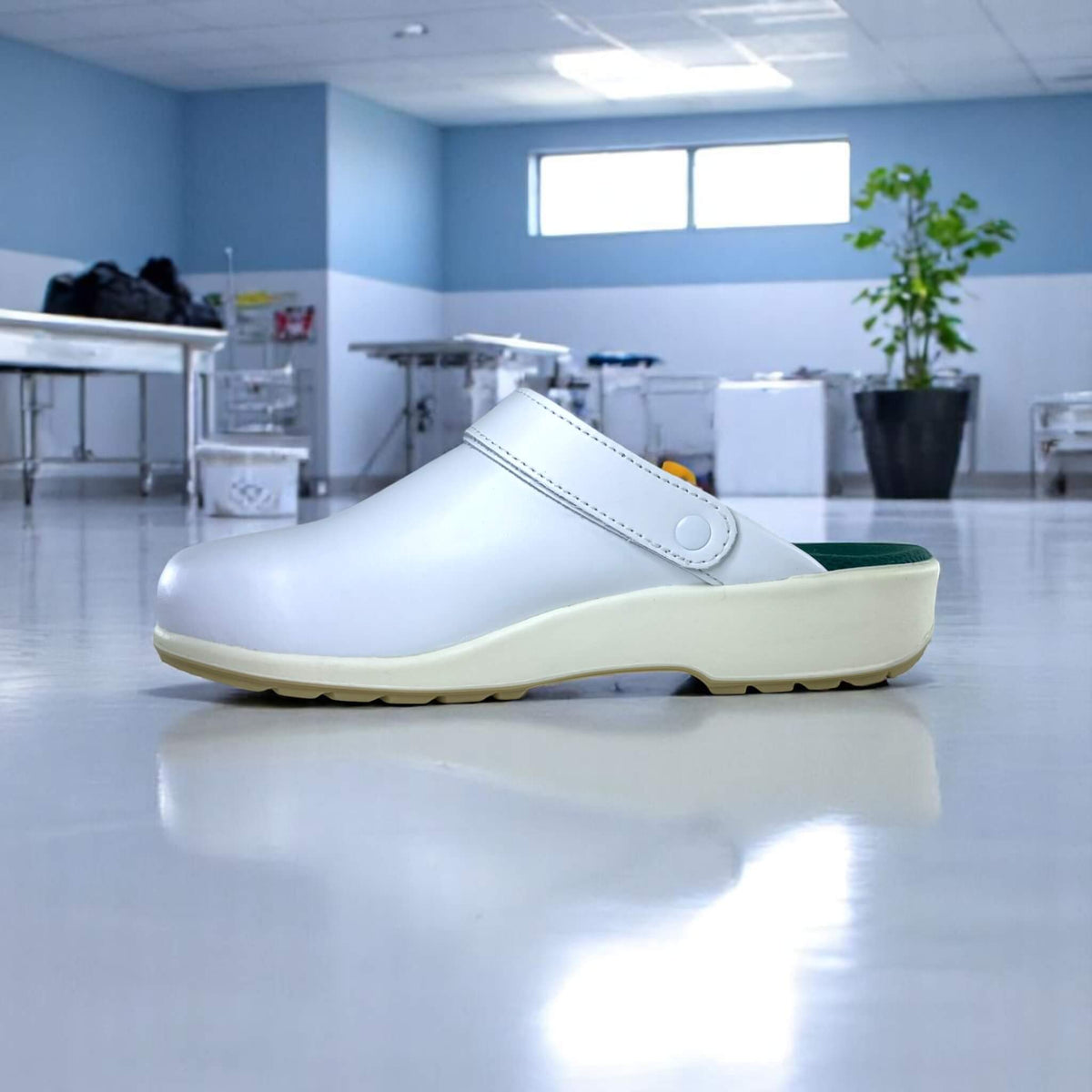 Arbeitsclogs Pro white