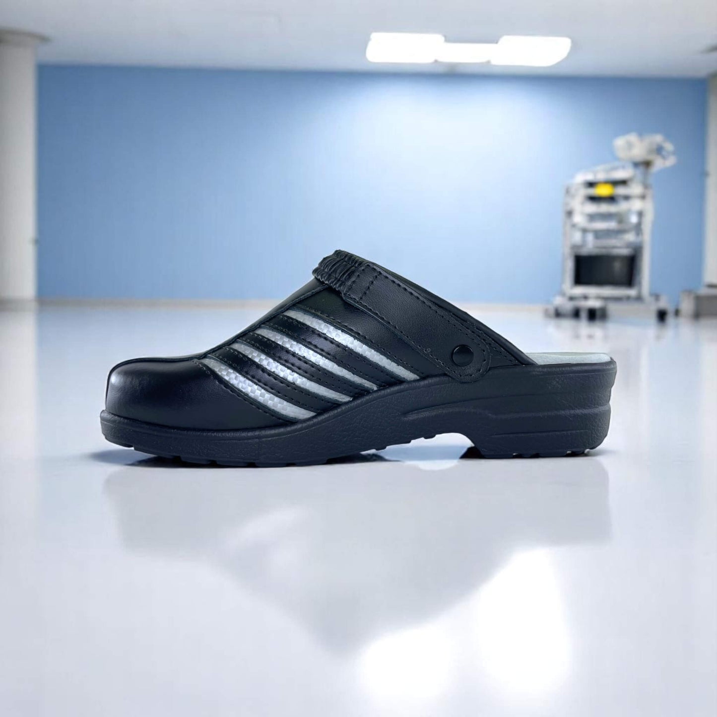 202.081.003_Arbeitsclogs_Basic_black_silver_b