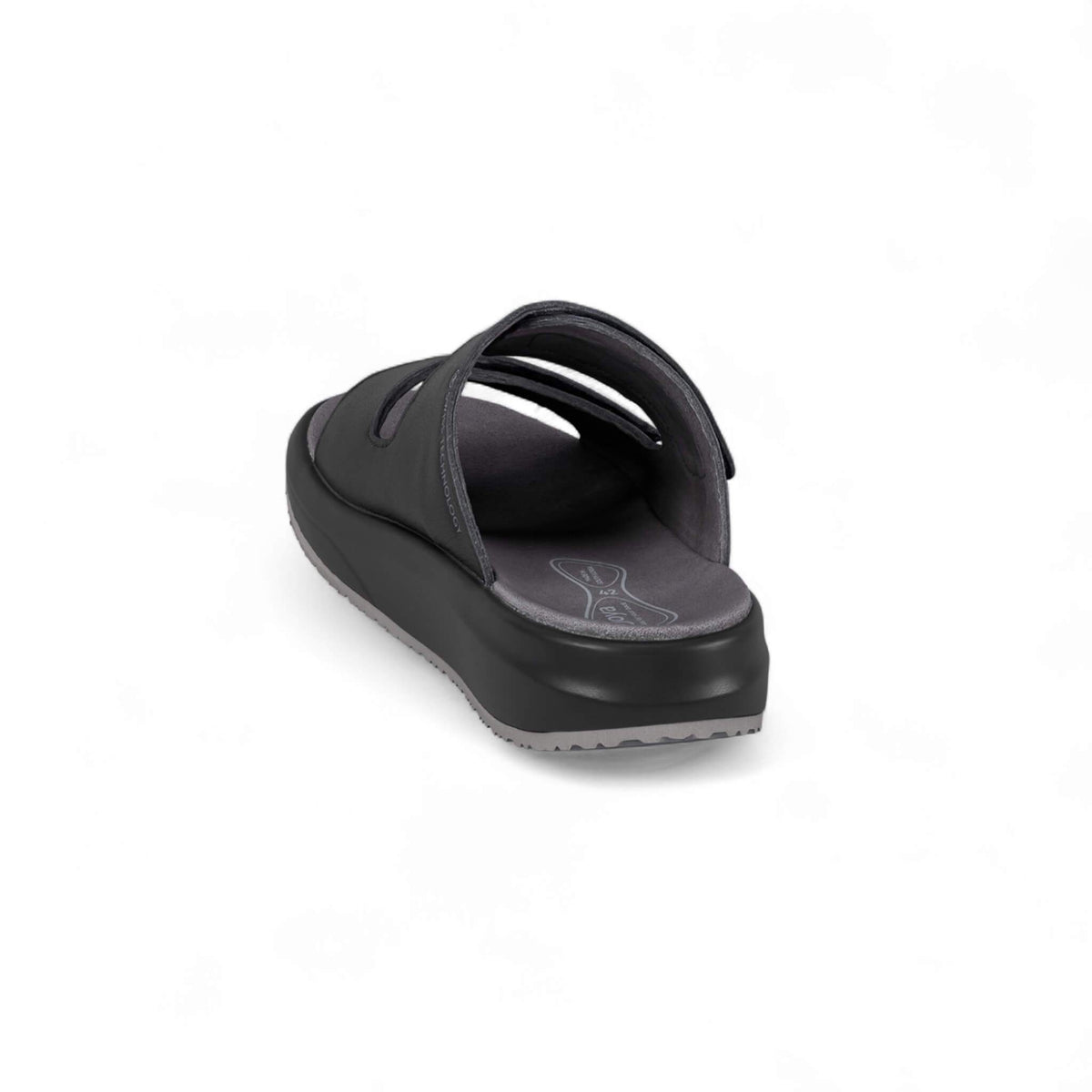 Max III black